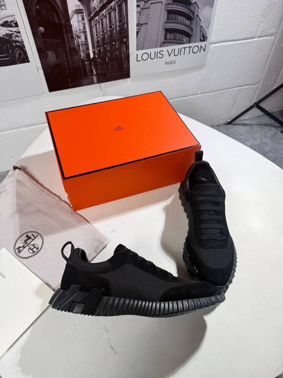 HRMS BOUNCE FULL BLACK by Stock supplier