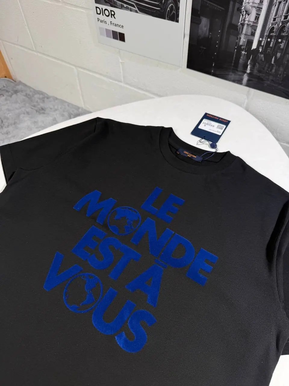 LVE GRAPHIC COTTON TEE by Stock supplier