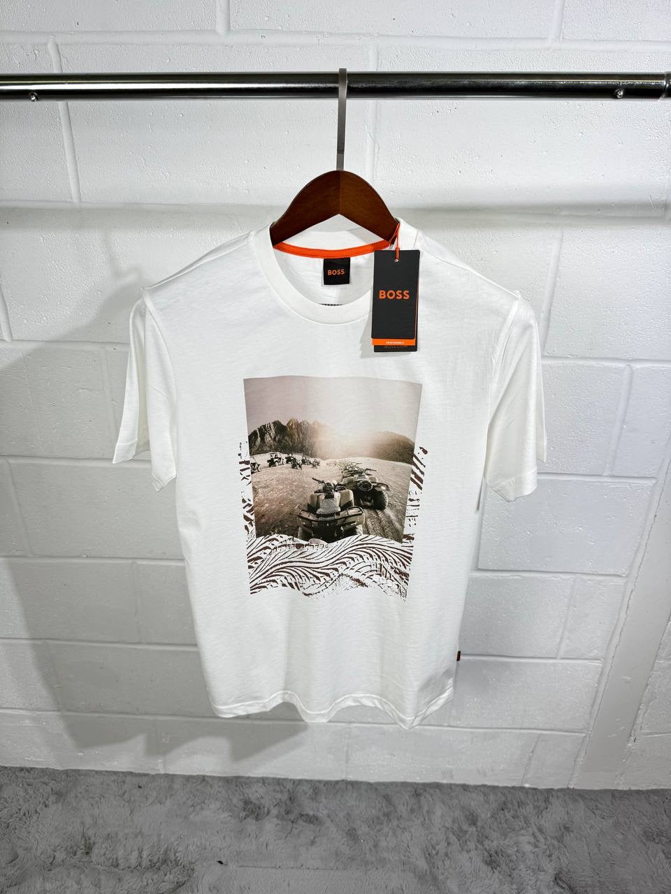 T-SHIRT HUGO BLANC
