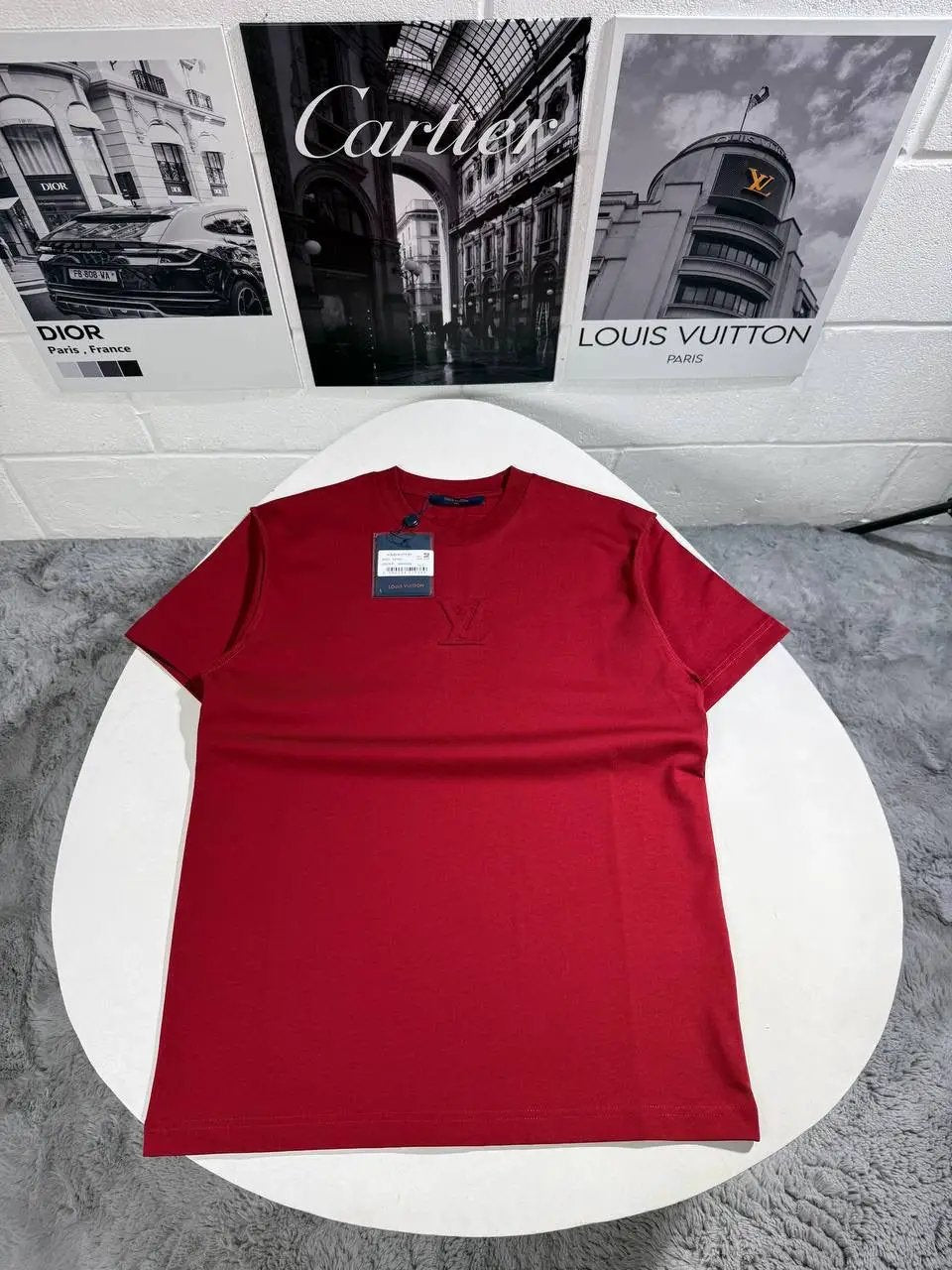 LVE LOGO TSHIRT MAROON by Stock supplier