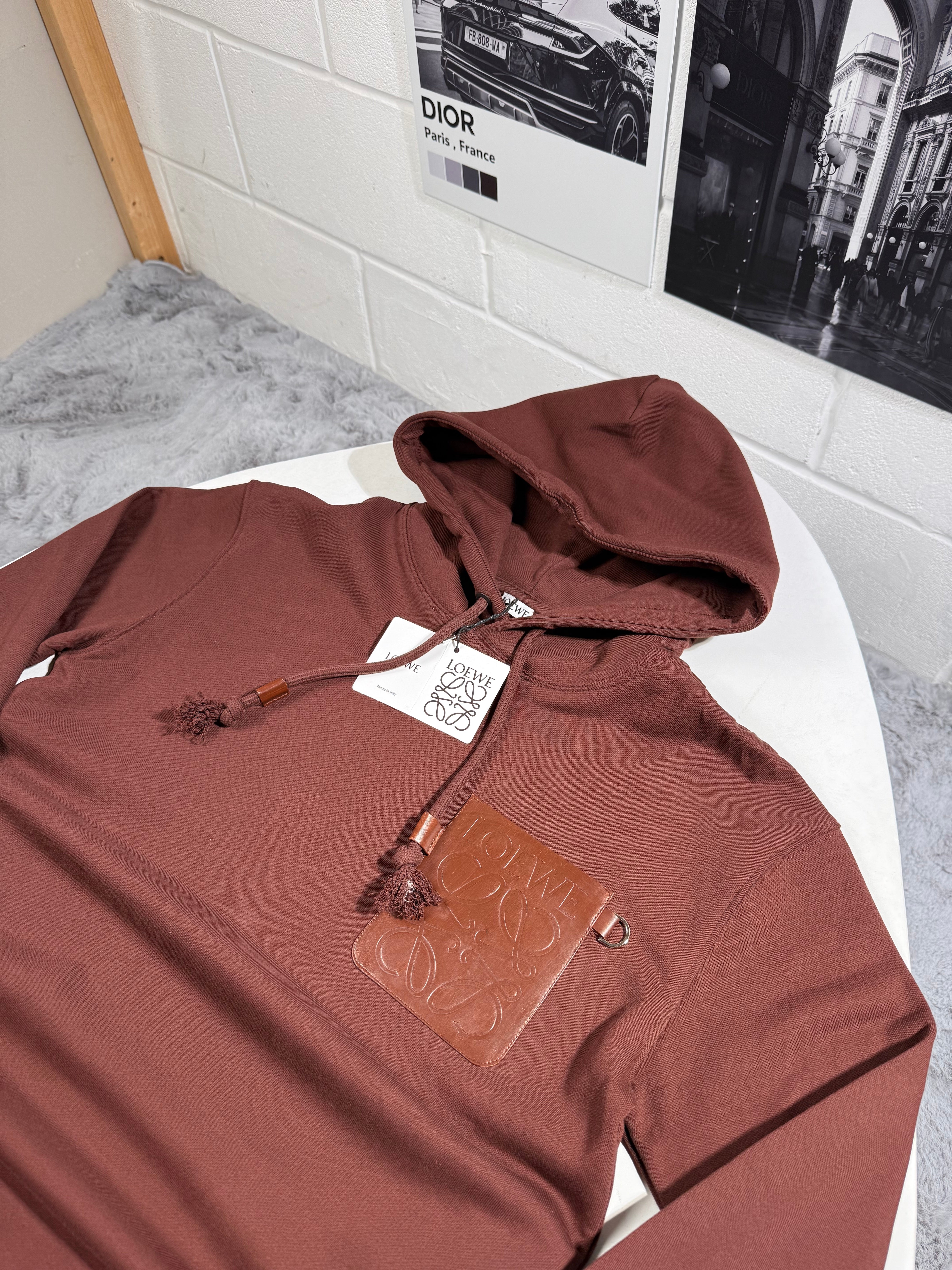 LOW PATCH POCKET HOODIE by Stock supplier