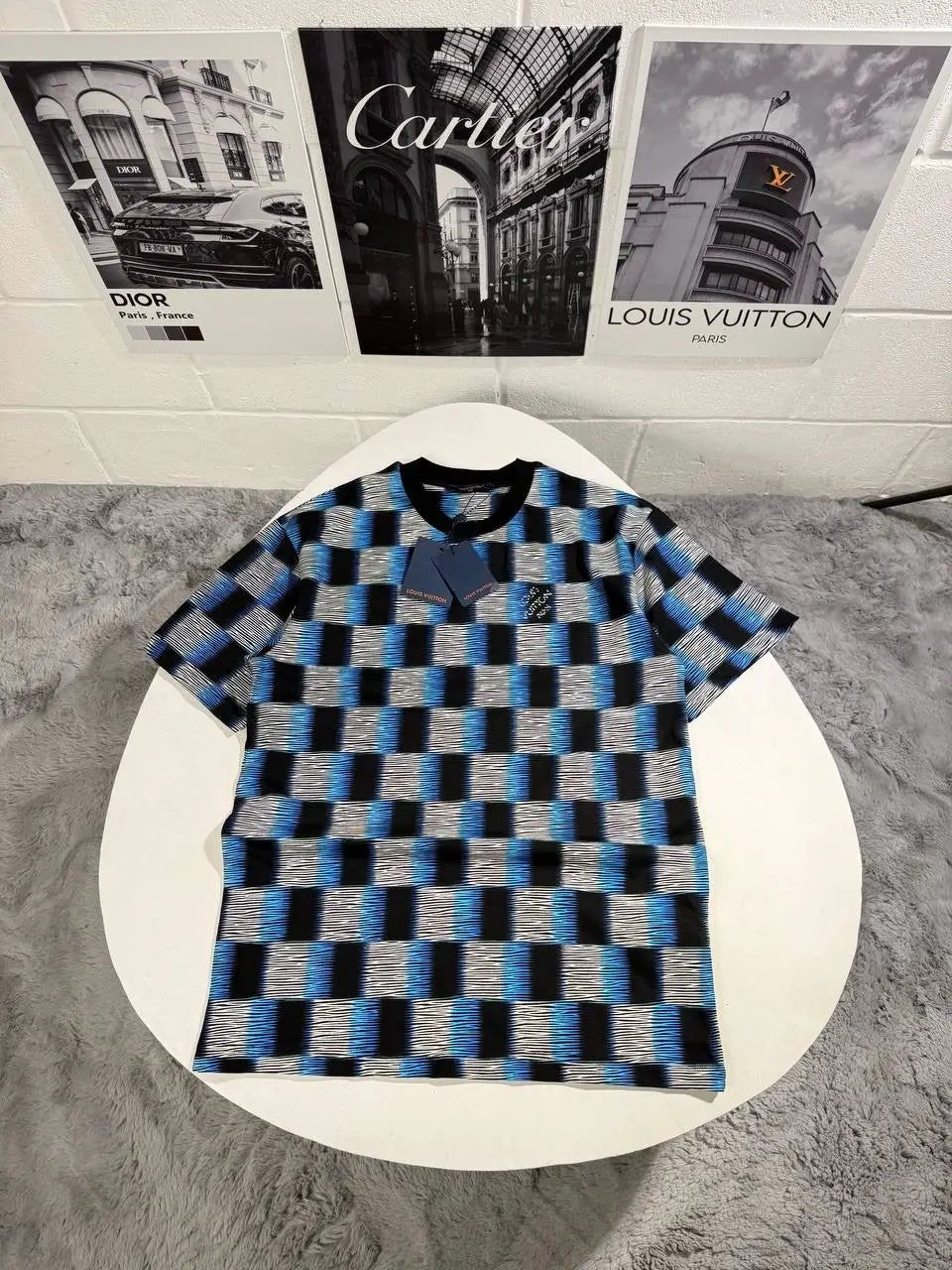 LVE CHEQ TSHIRT by Stock supplier
