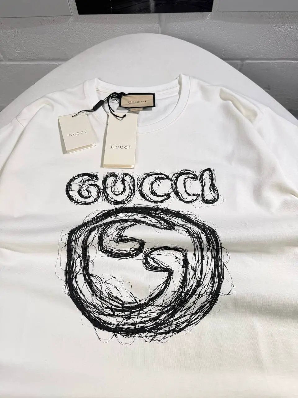 UCCI LOGO TEE WHITE by Stock supplier
