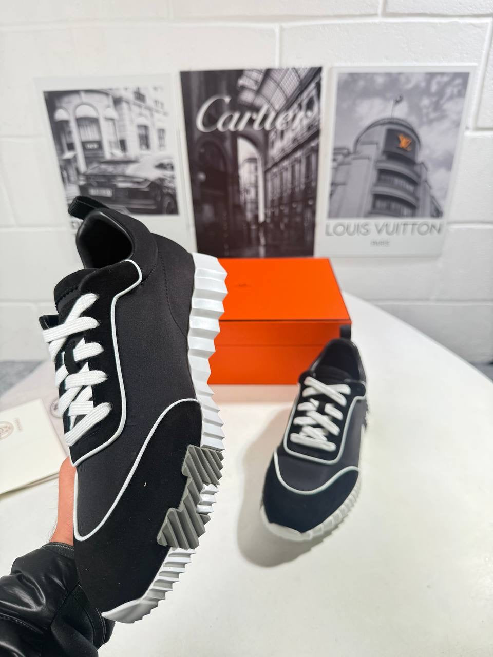 HRMS BOUNCE BLACK