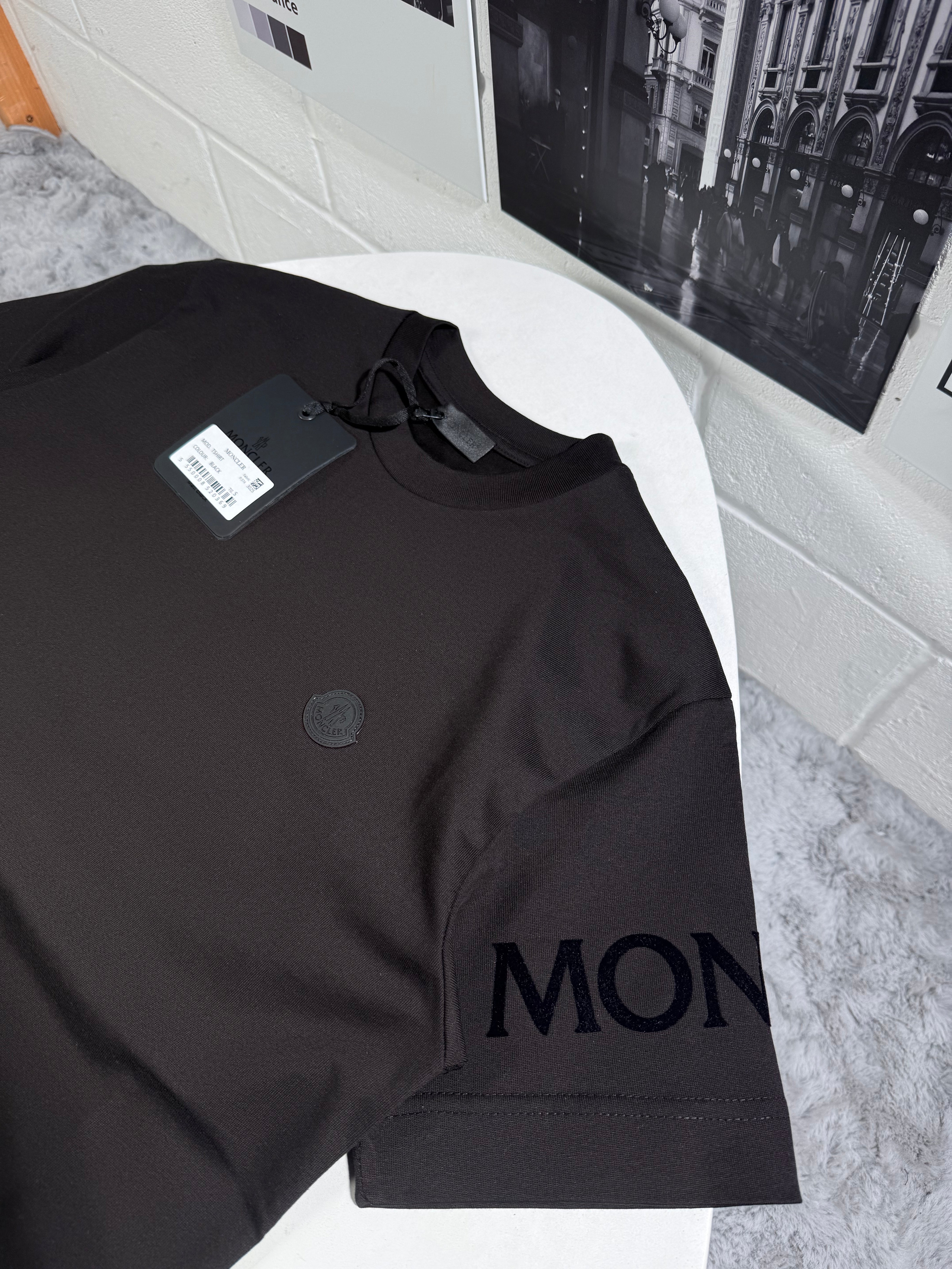 MNCLR ARM LOGO TSHIRT