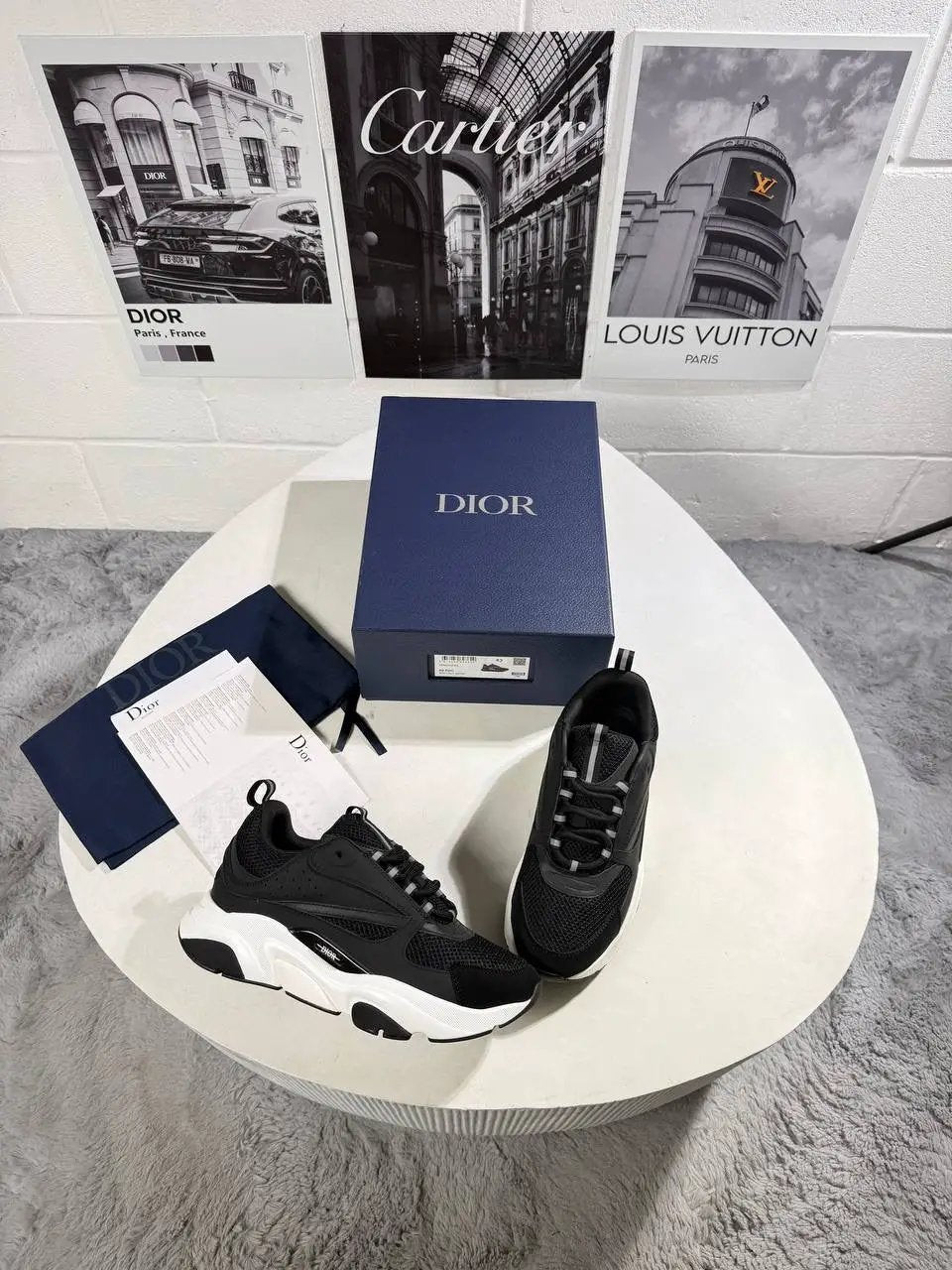 B22 BLACK&WHITE by Stock supplier