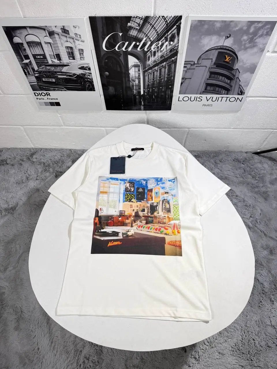 LVE GRAPHIC TSHIRT by Stock supplier