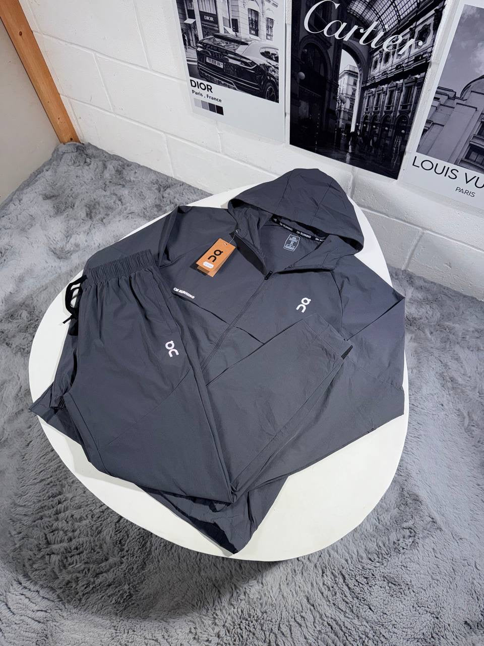 CLOUD RUNNING TRACKSUIT