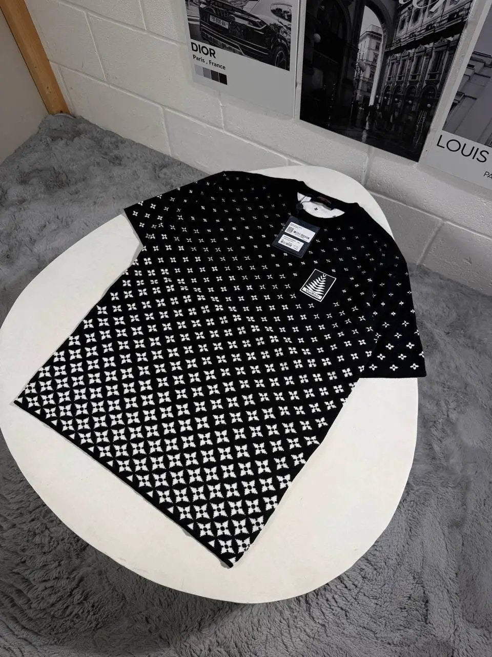 LVE KNITTED TSHIRT by Stock supplier