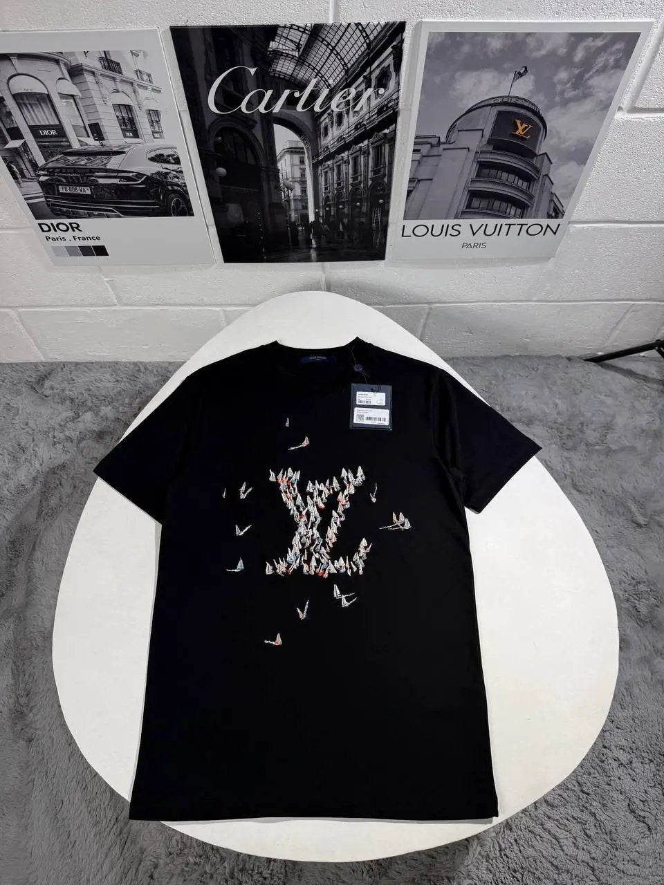 LVE EMBROIDERED T SHIRT by Stock supplier