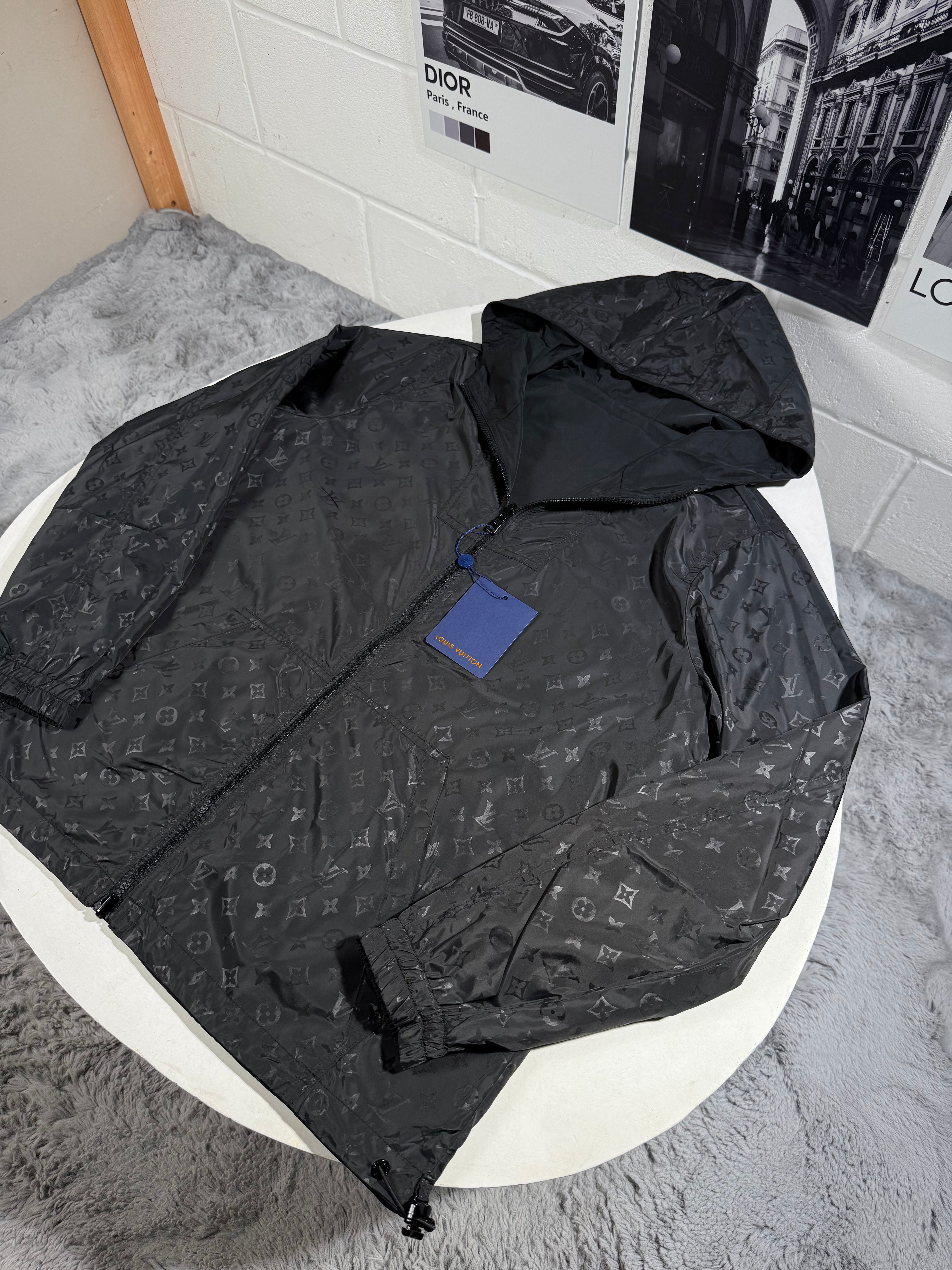 LVE REVERSIBLE WINDBREAKER 2IN ONE