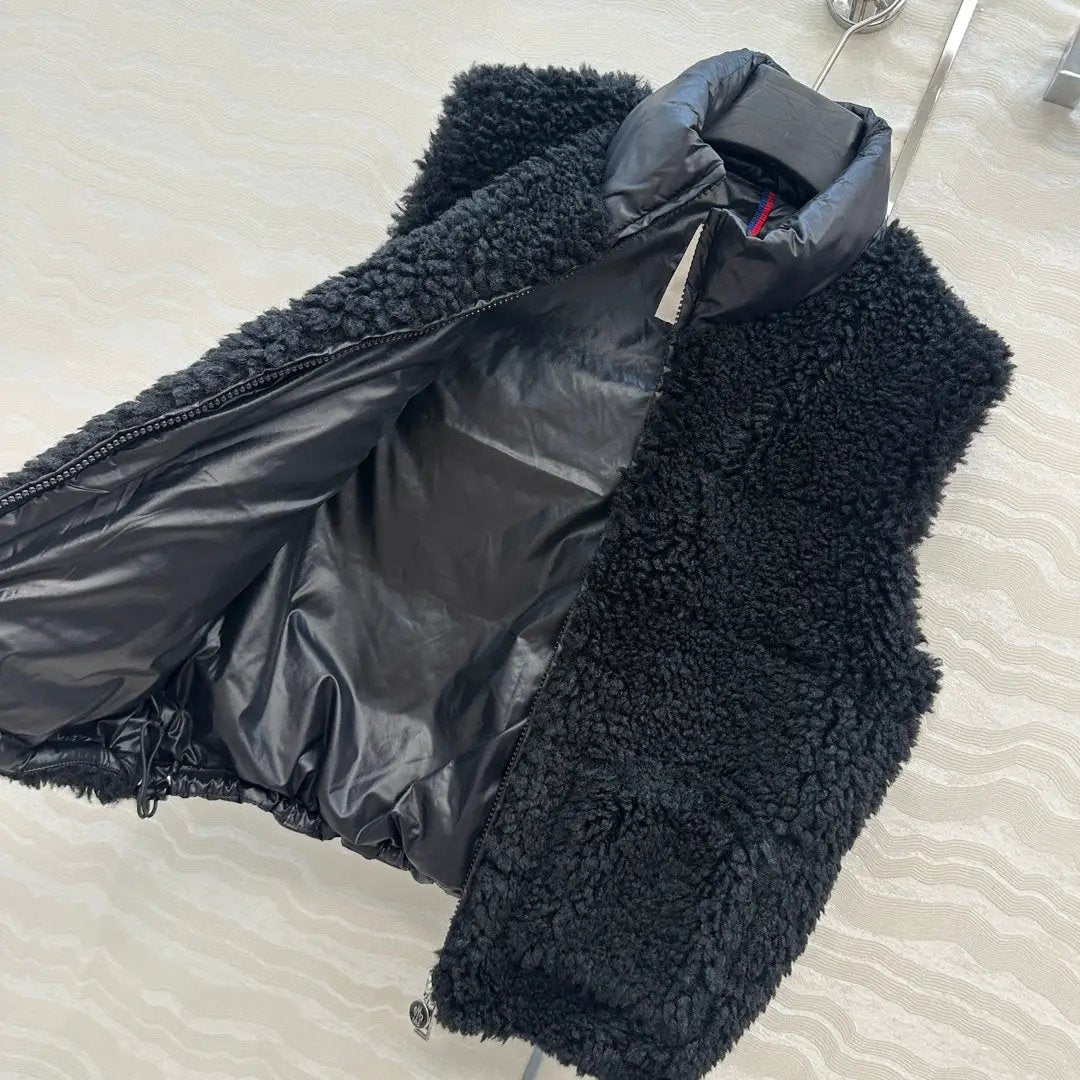 MNCLR GILET WOMEN (pre-order) by Stock supplier
