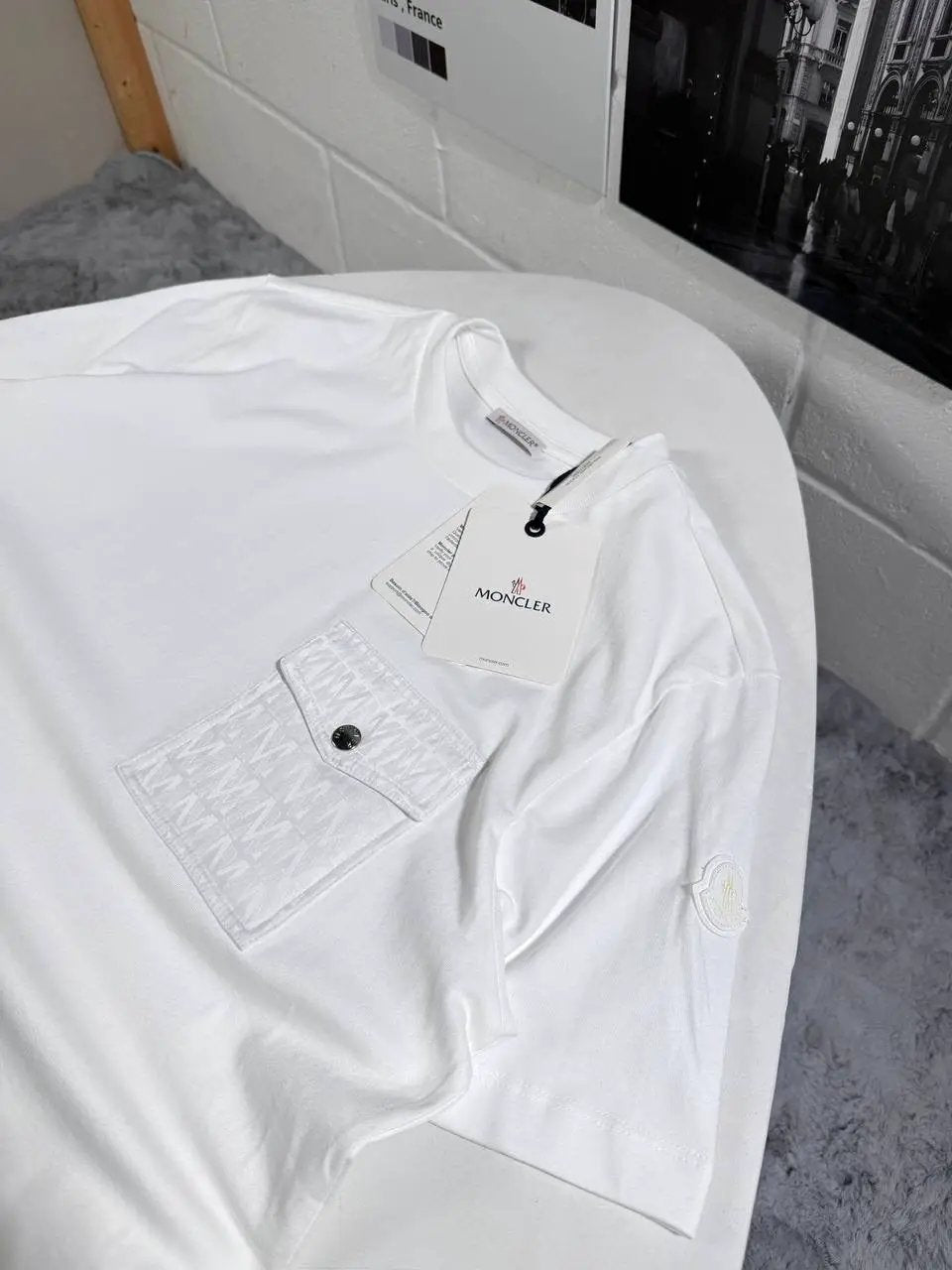 MNCLR PATCH LOGO POCKET TSHIRT by Stock supplier
