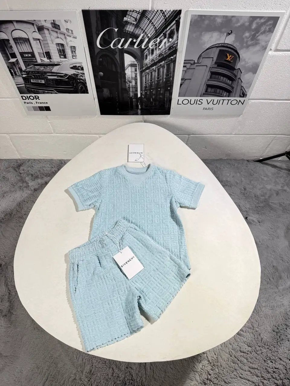 GVNCHY KIDS SHORTSET by Stock supplier