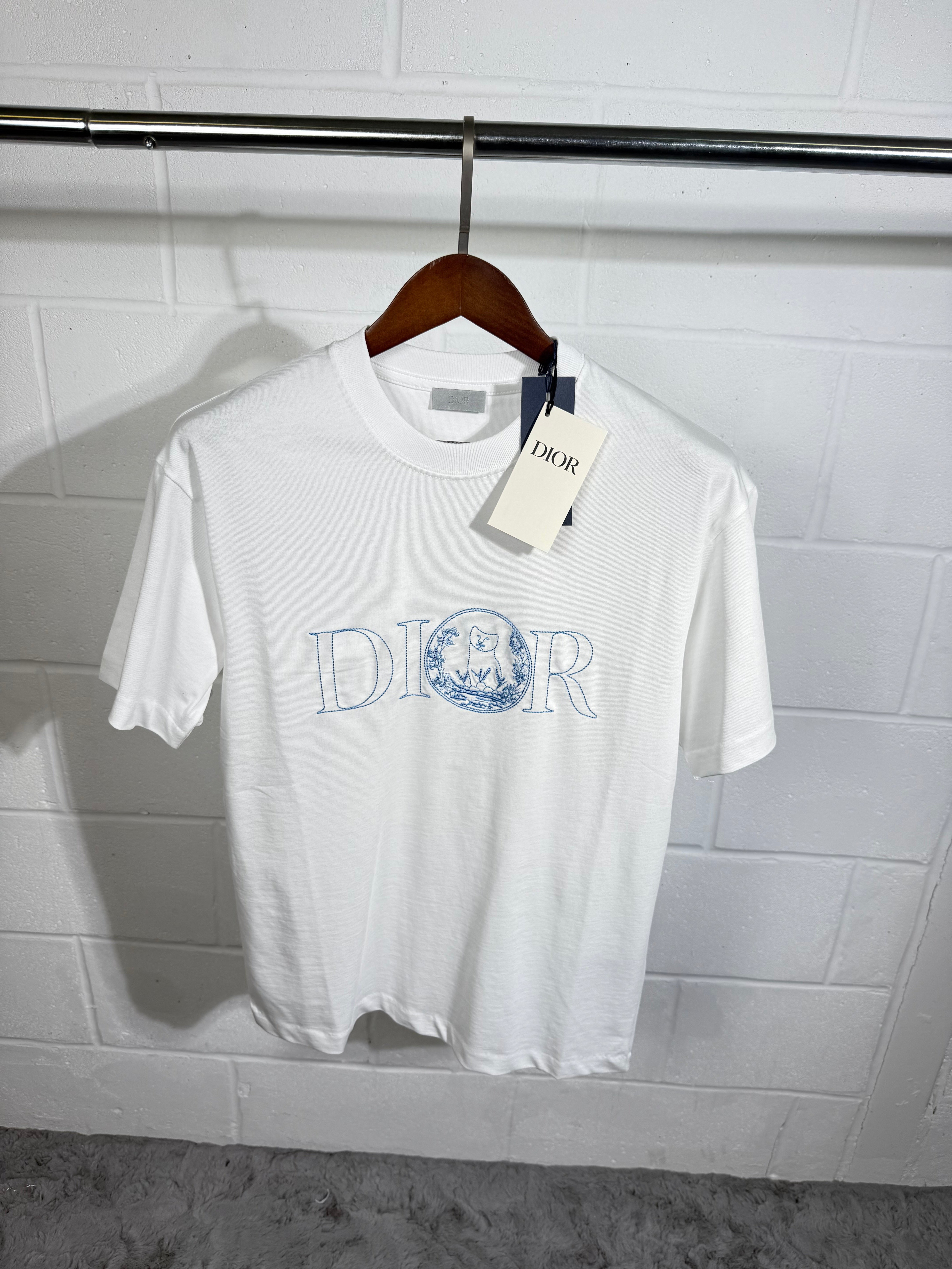 T-SHIRT BLANC AVEC LOGO IOR