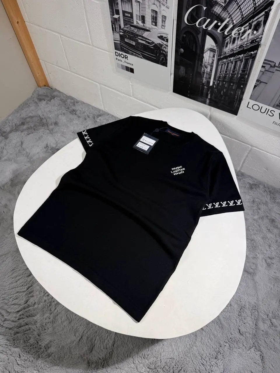 LVE KNITTED TSHIRT by Stock supplier