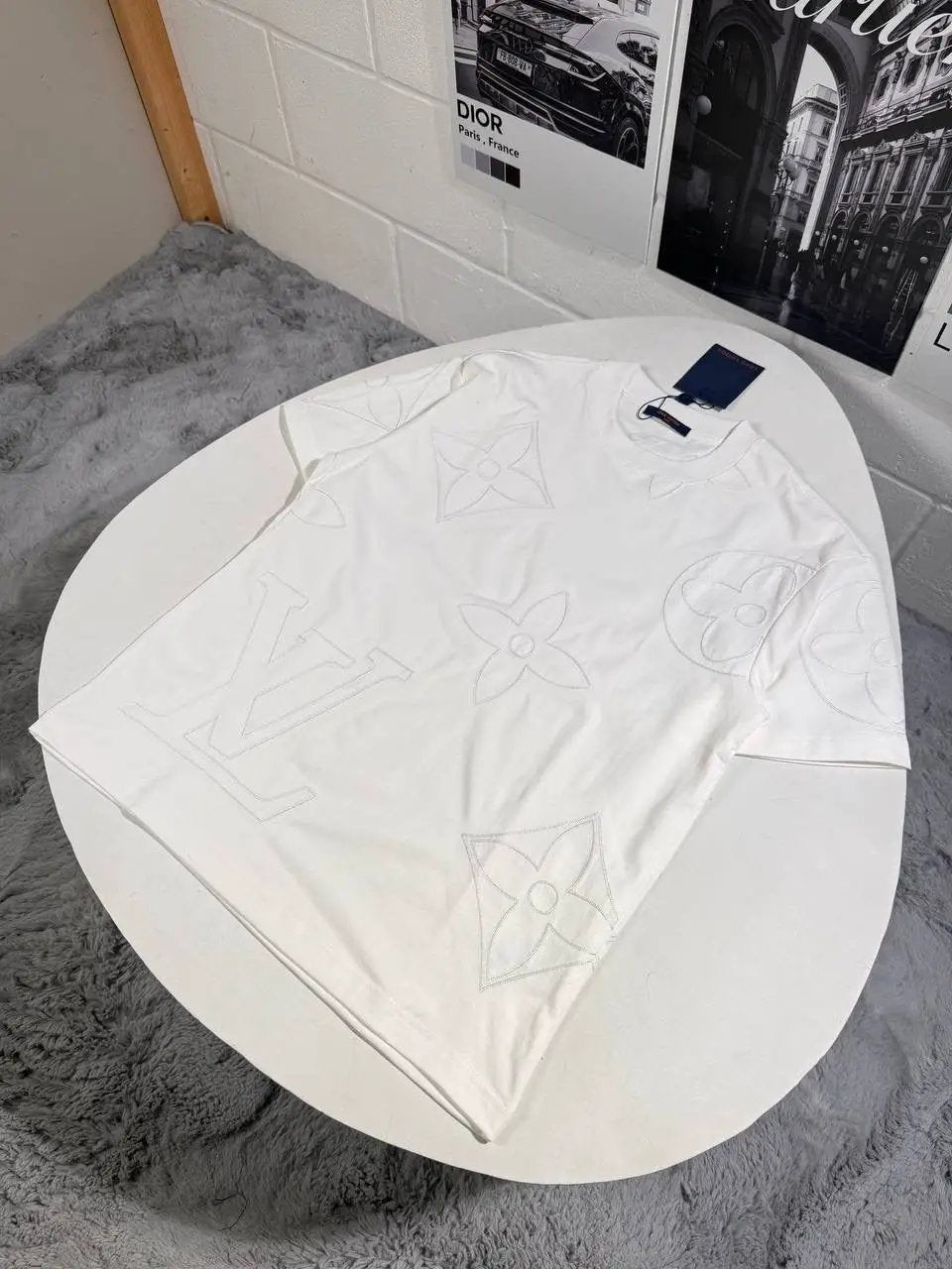 LVE MONOGRAM TSHIRT by Stock supplier