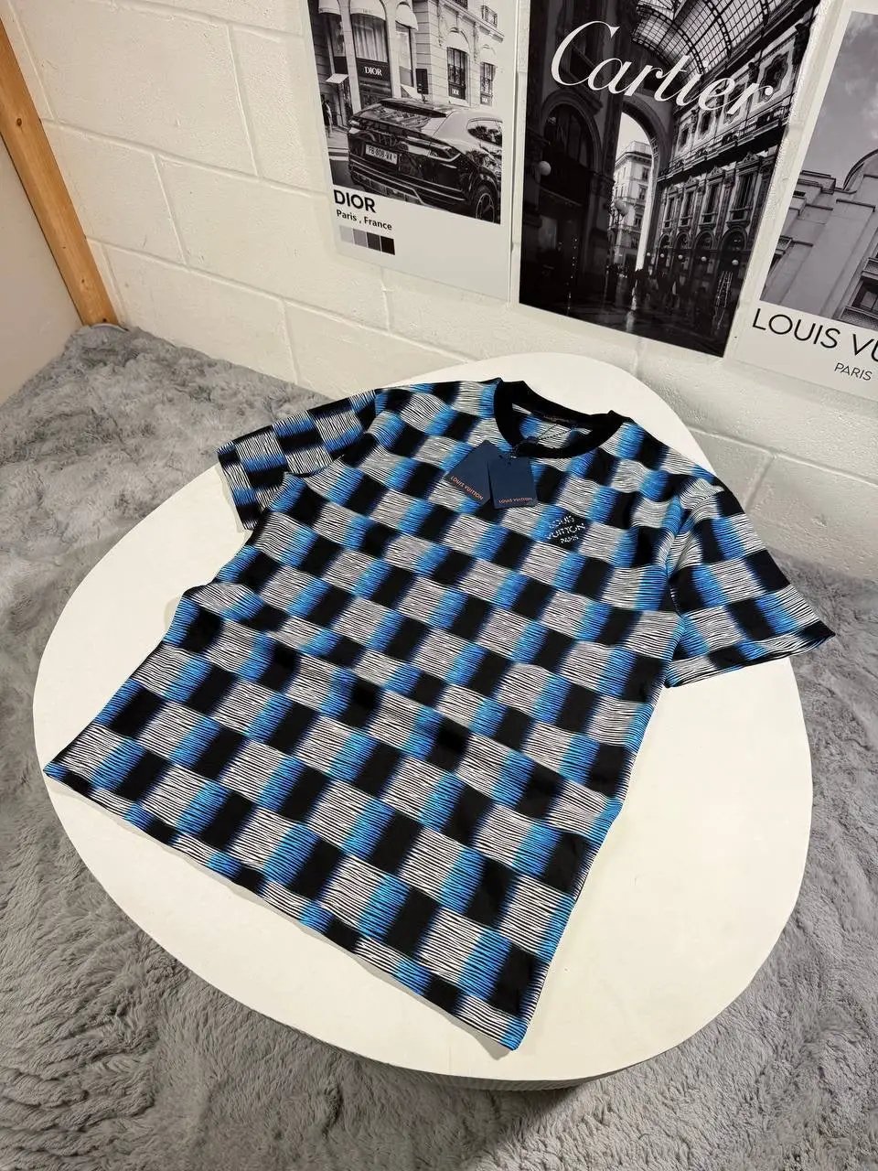 LVE CHEQ TSHIRT by Stock supplier
