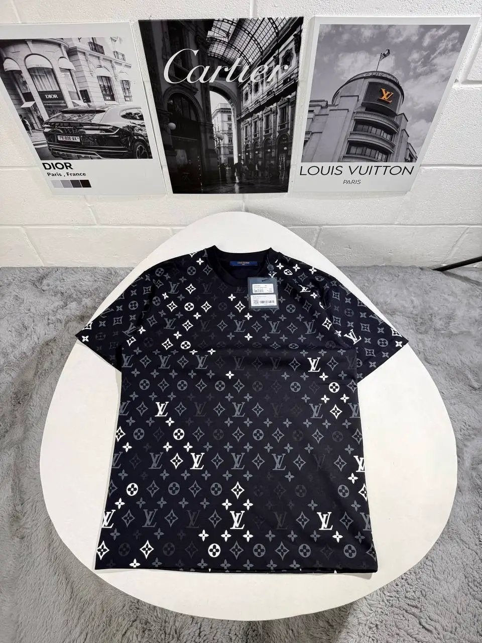 LVE MONOGRAM TSHIRT by Stock supplier