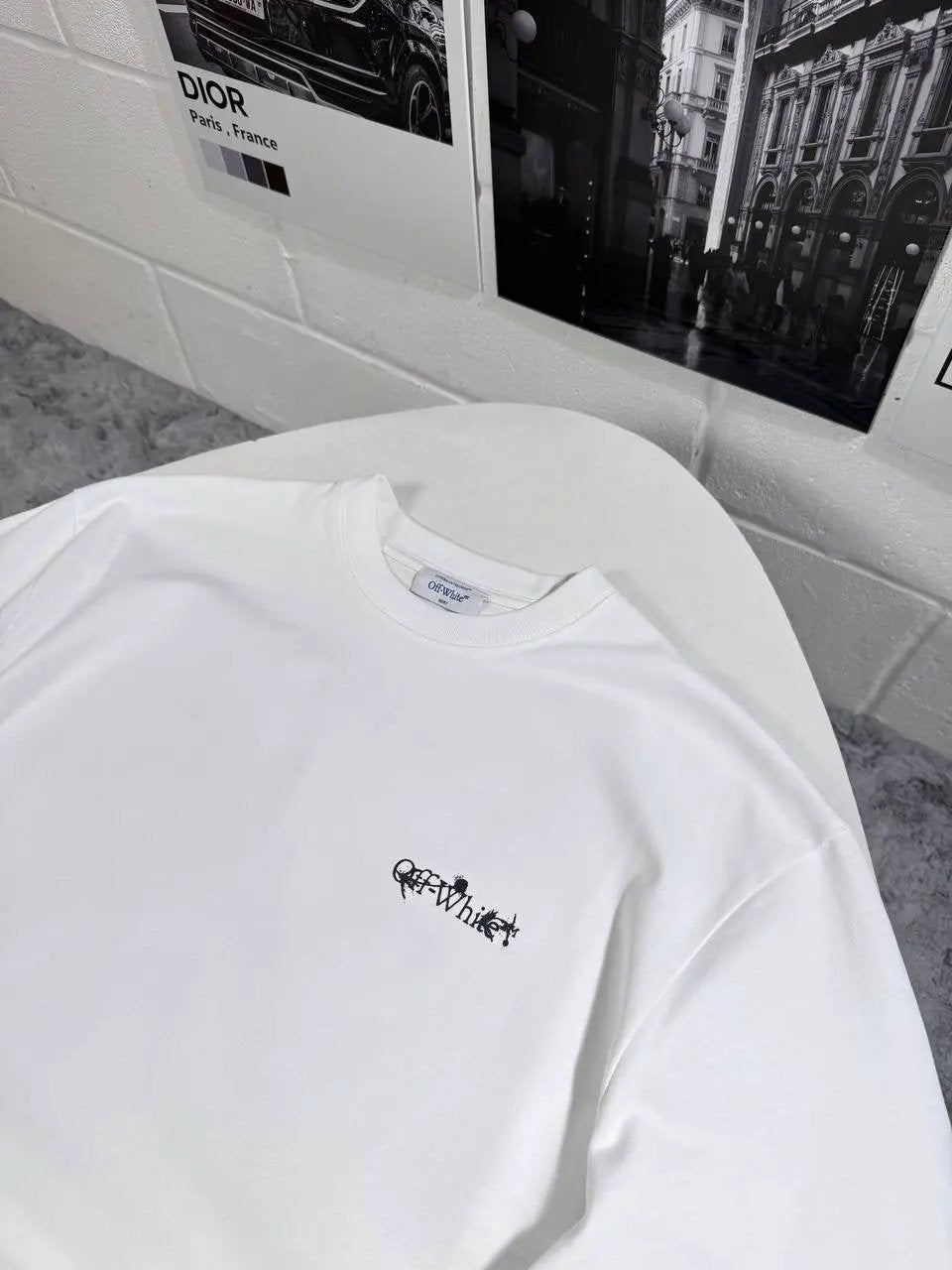 OFF W ARROW TEE by Stock supplier