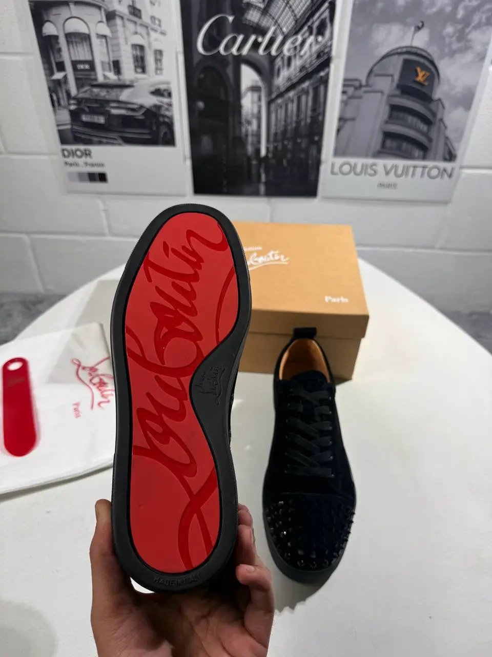 LOUBS BLACK by Stock supplier