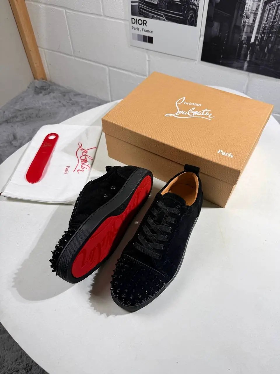 LOUBS BLACK by Stock supplier