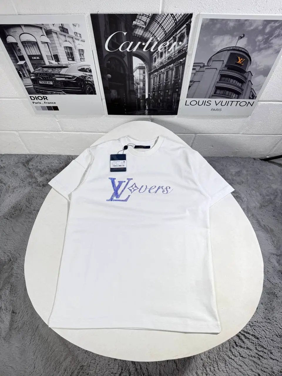 LVE SIGN TSHIRT by Stock supplier
