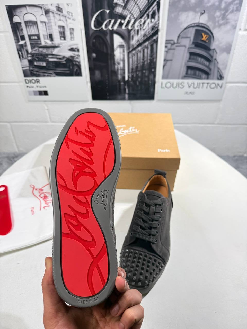 LOUBS GREY