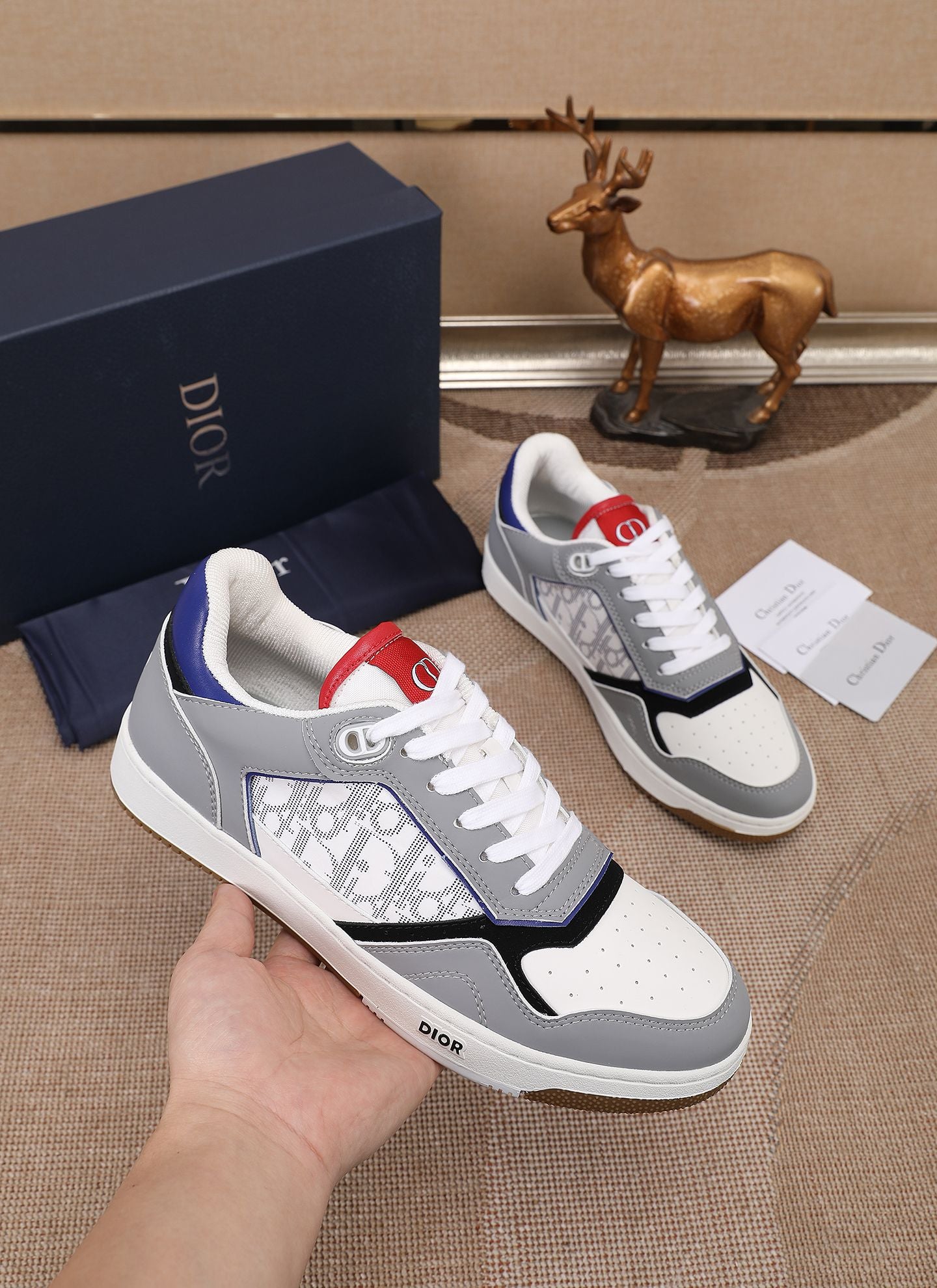 CD TRAINERS GREY (pre-order)