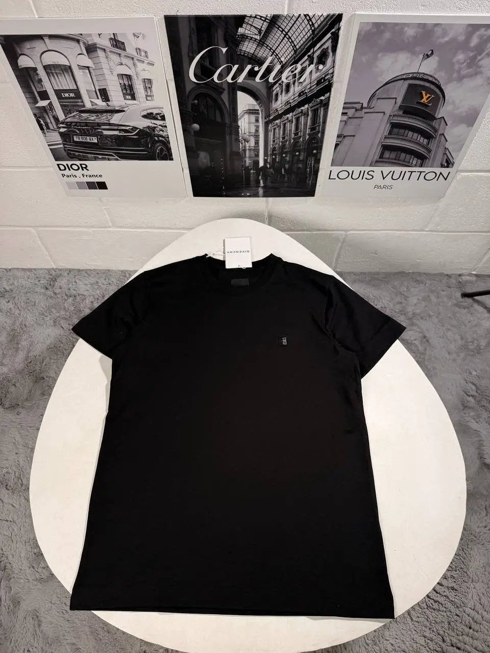 GVNCHY TSHIRT BLACK Stock supplier