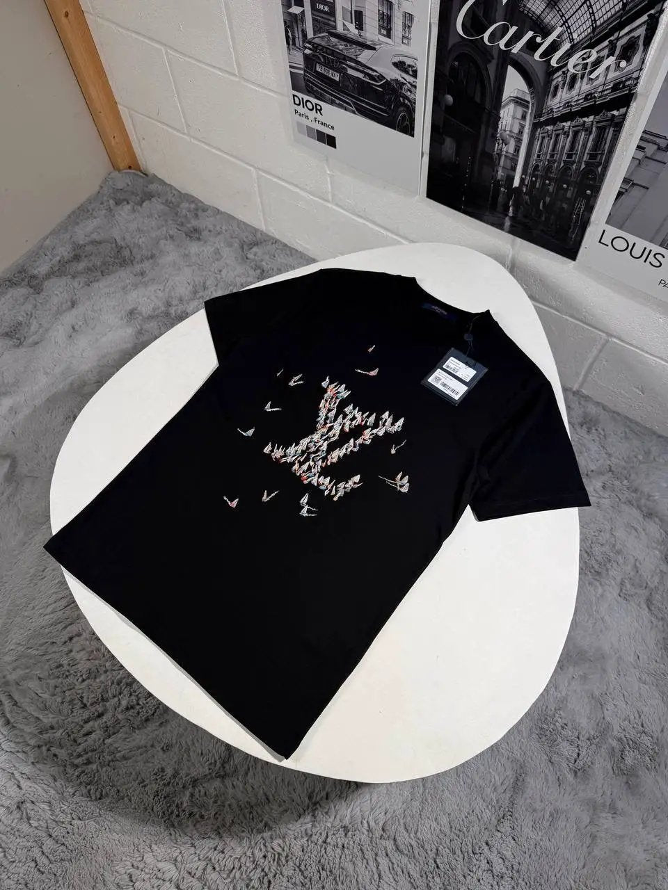 LVE EMBROIDERED T SHIRT by Stock supplier