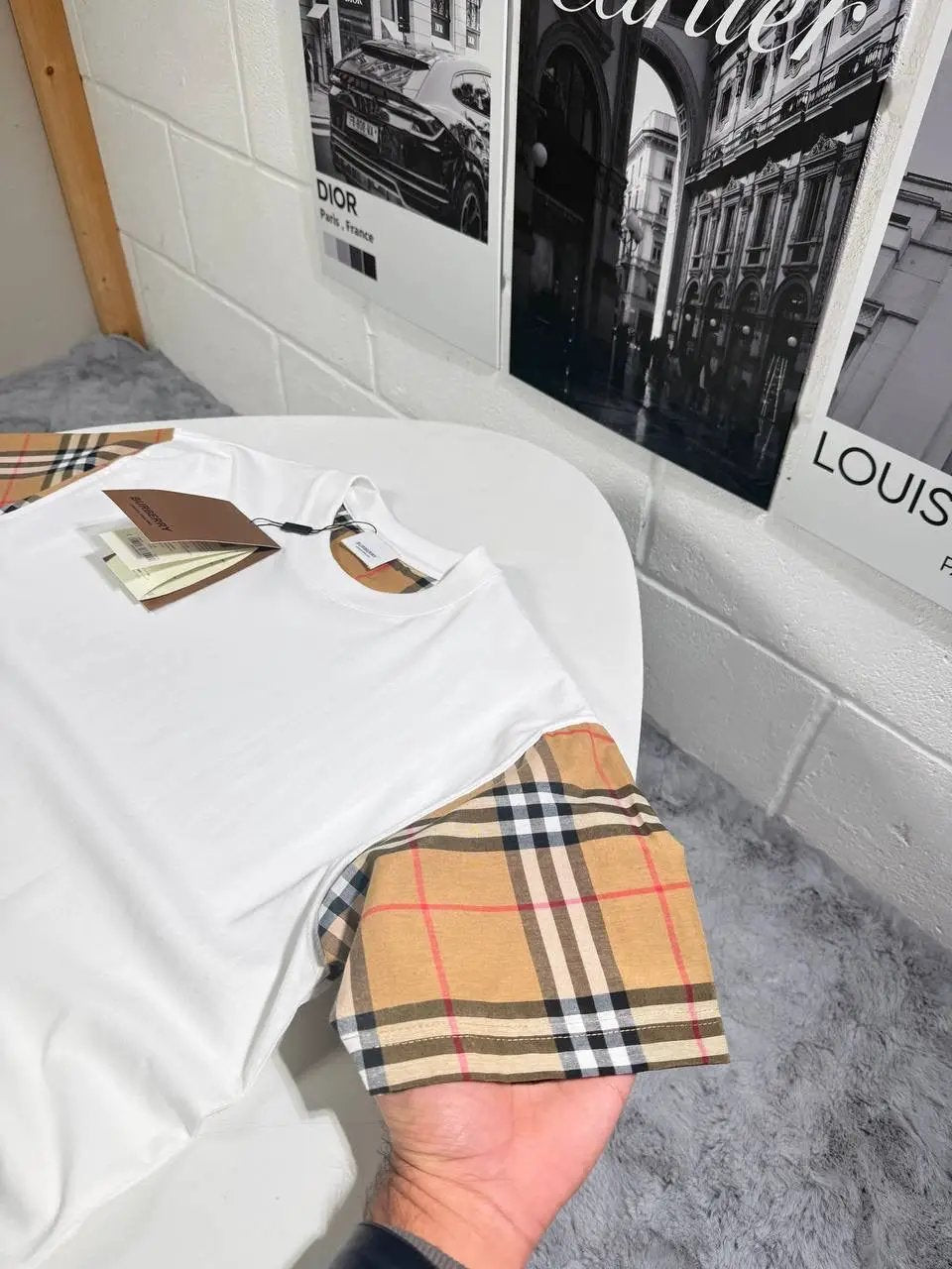 BURB T SHIRT by Stock supplier
