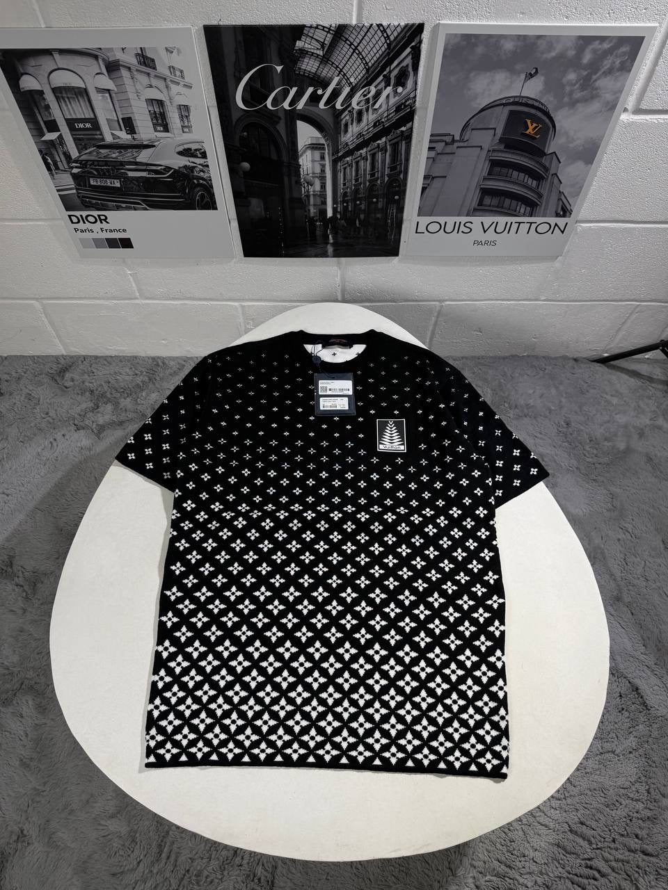 LVE KNITTED TSHIRT