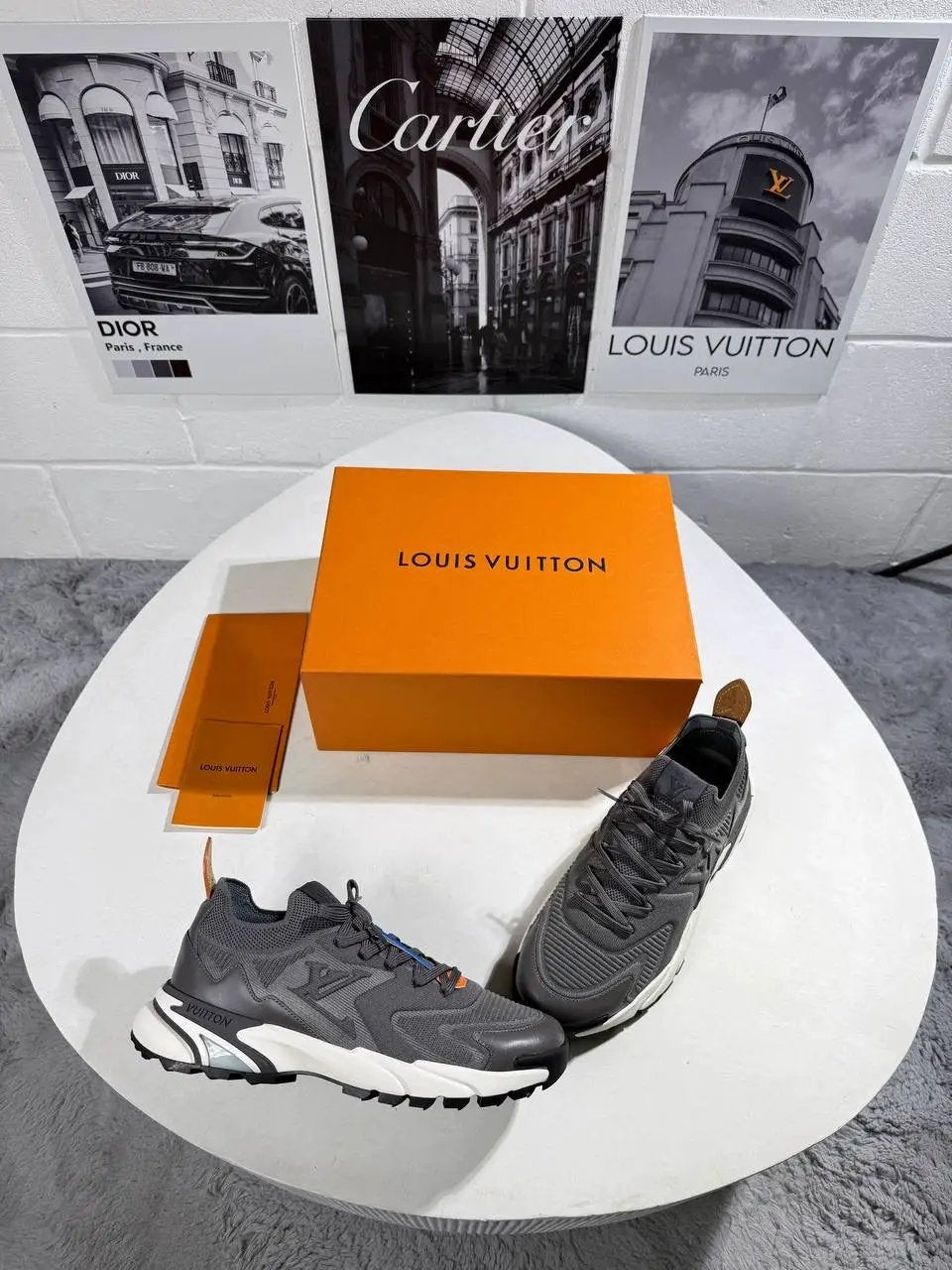 LVE TATIC TRAINERS by Stock supplier