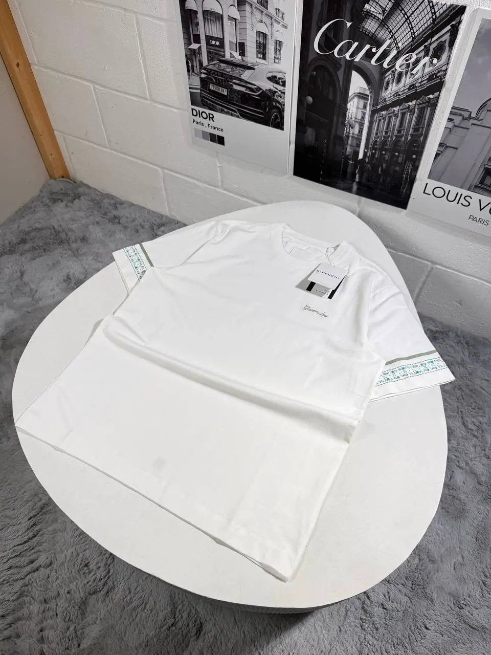 GVNCY T SHIRT WHITE by Stock supplier