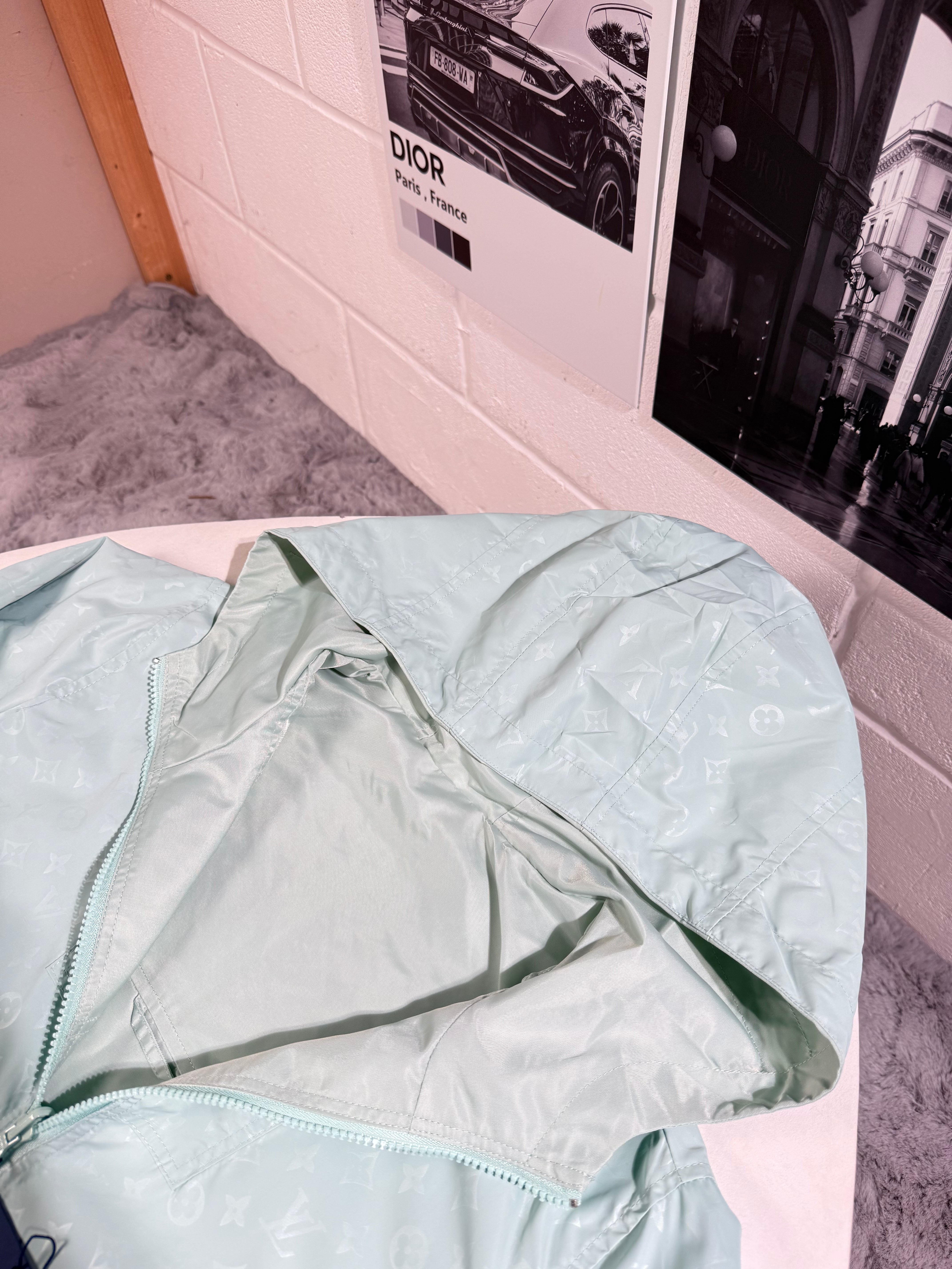 LVE REVERSIBLE WINDBREAKER 2IN ONE