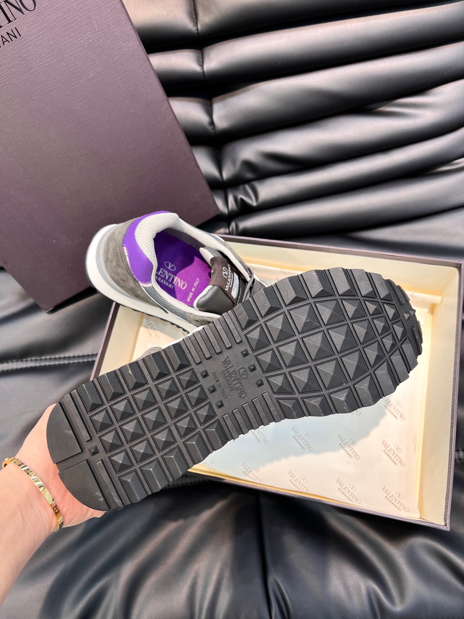 VLT SNEAKERS GREY (pre-order)