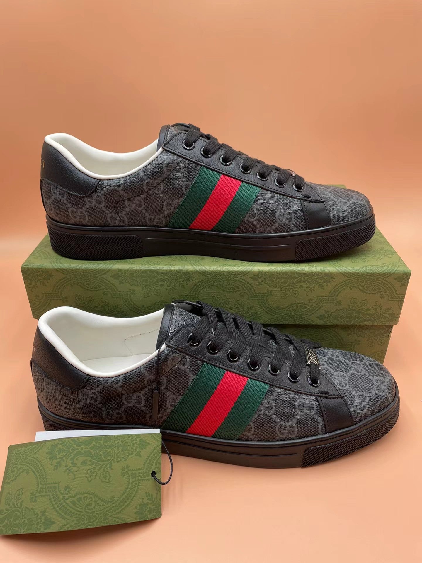 UCCI SNEAKERS BLACK (pre-order)