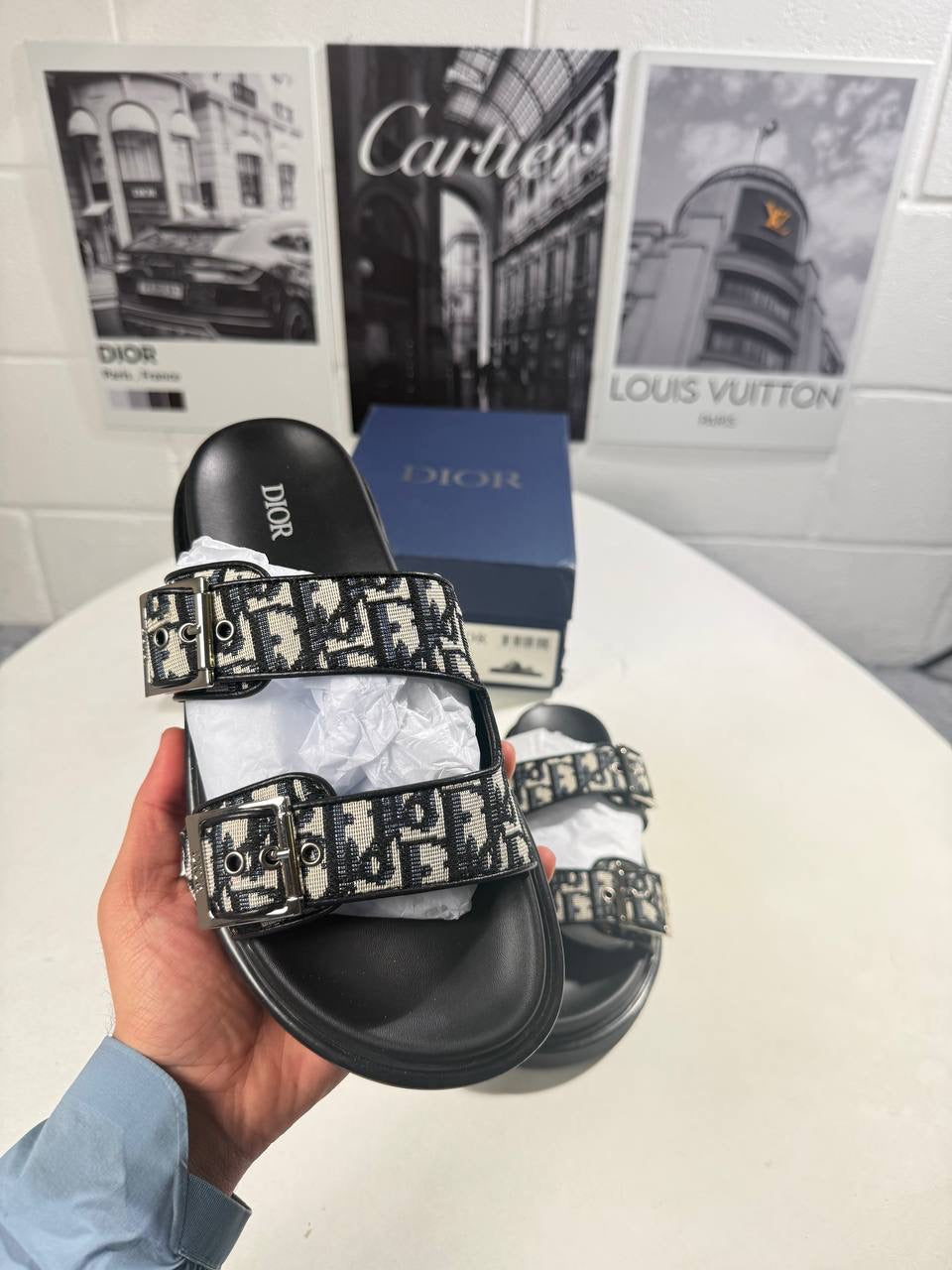 IOR SANDALS