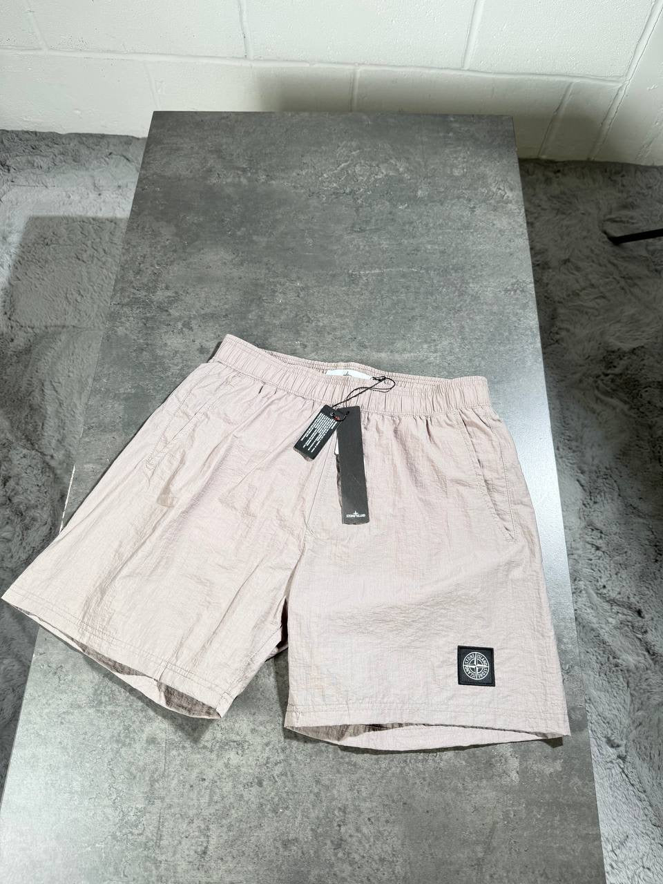 SI SHORTS