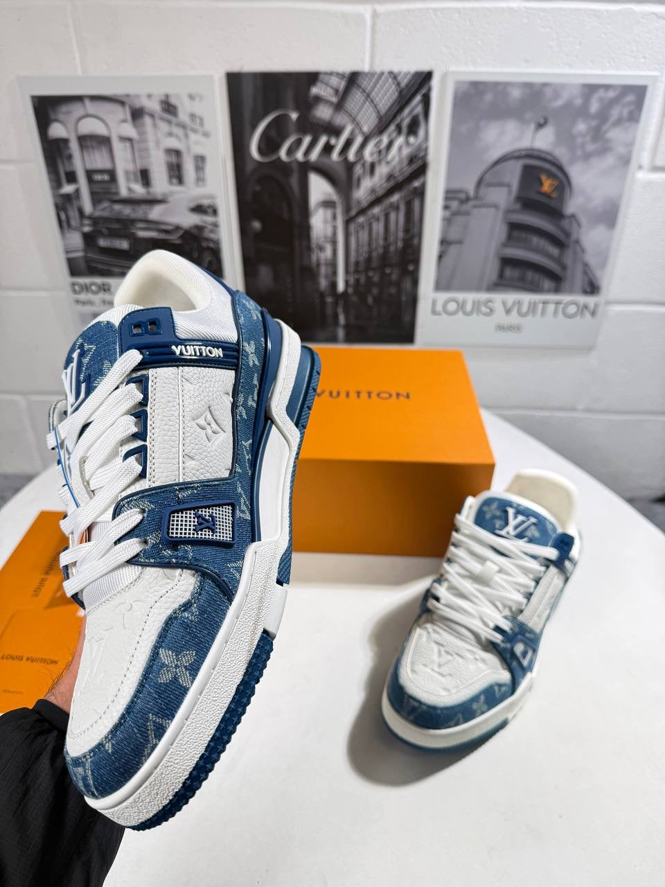 LVE TRAINERS BLUE