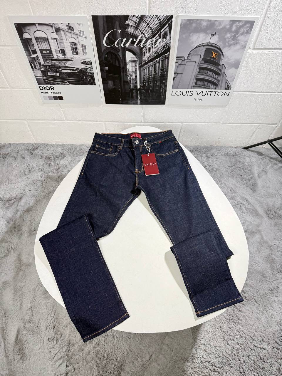 UCCI JEAN