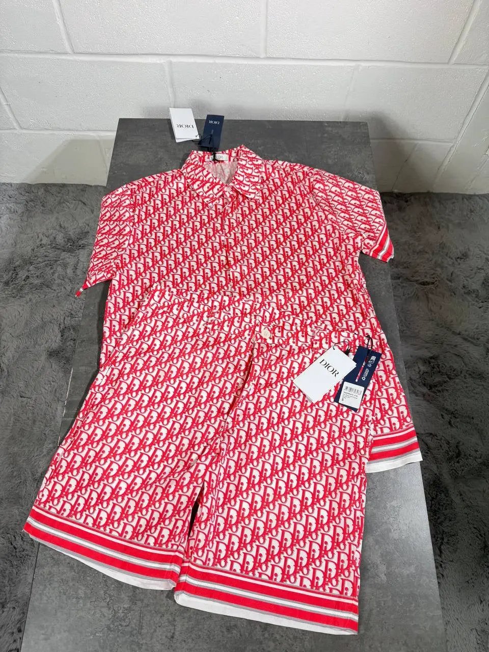 IOR SET RED by Stock supplier