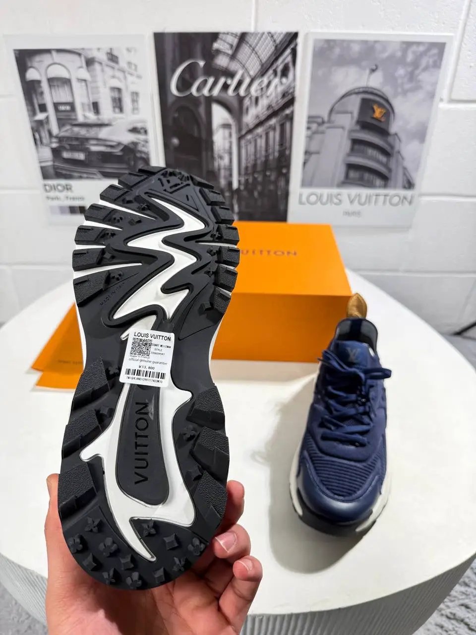 LVE TATIC TRAINERS by Stock supplier