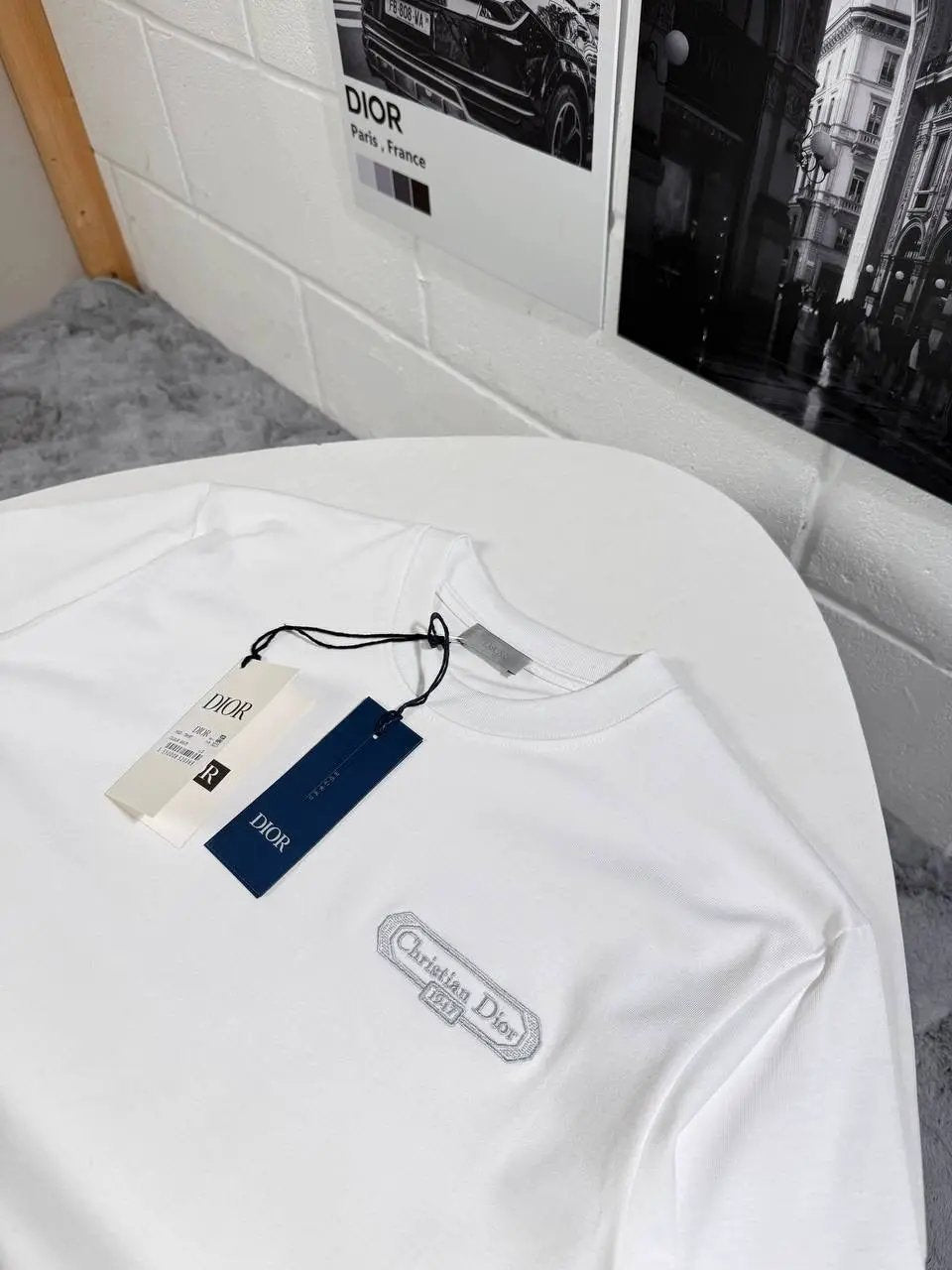 CD T SHIRT WHITE by Stock supplier