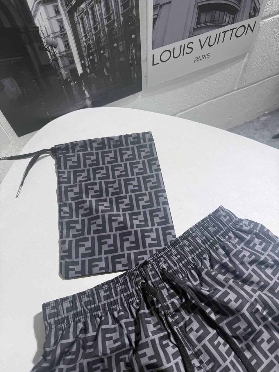 FNDI SHORTS BLACK