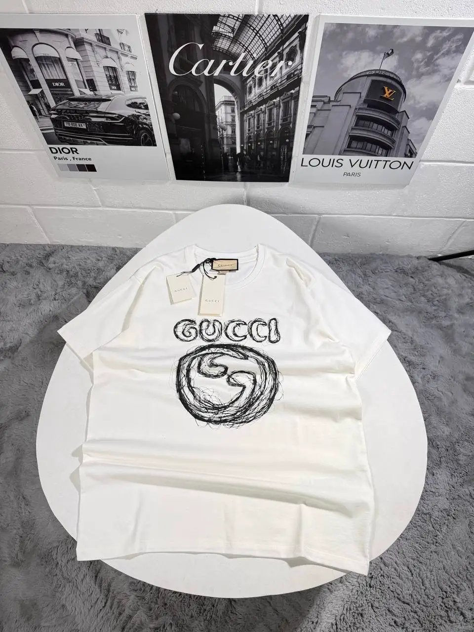 UCCI LOGO TEE WHITE by Stock supplier
