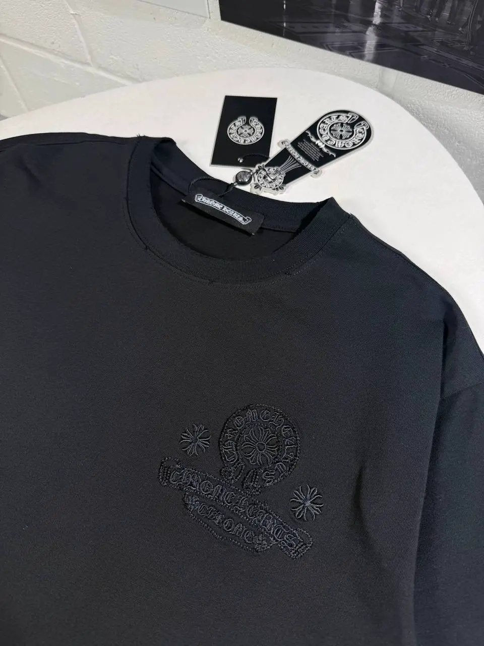 CHROME TSHIRT BLACK by Stock supplier