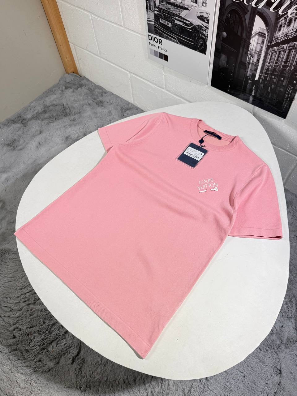 LVE SIGNATURE CREWNECK TEE