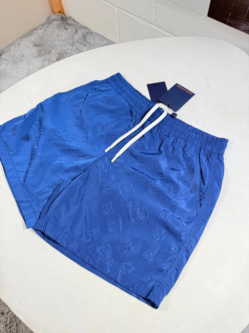LVE SHORTS